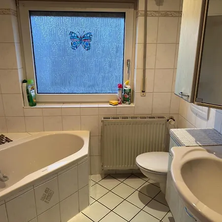 - 4 Appartement Rhaunen